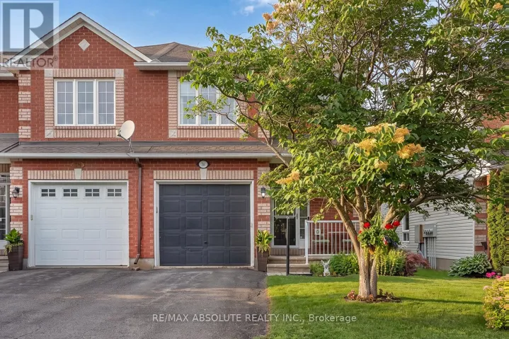 36 CHANTILLY GATE, Ottawa, Ontario K2S2B1