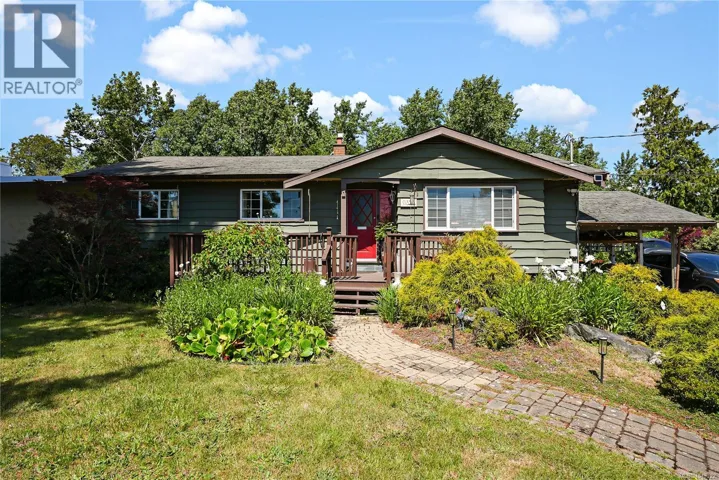 9376 Maryland Dr, Sidney, British Columbia V8L2R3