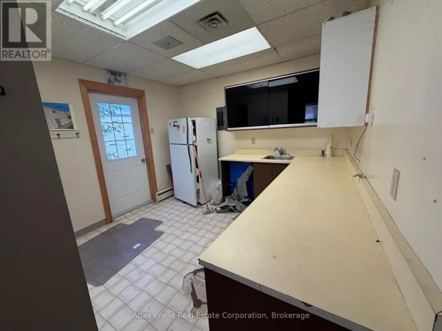 780
