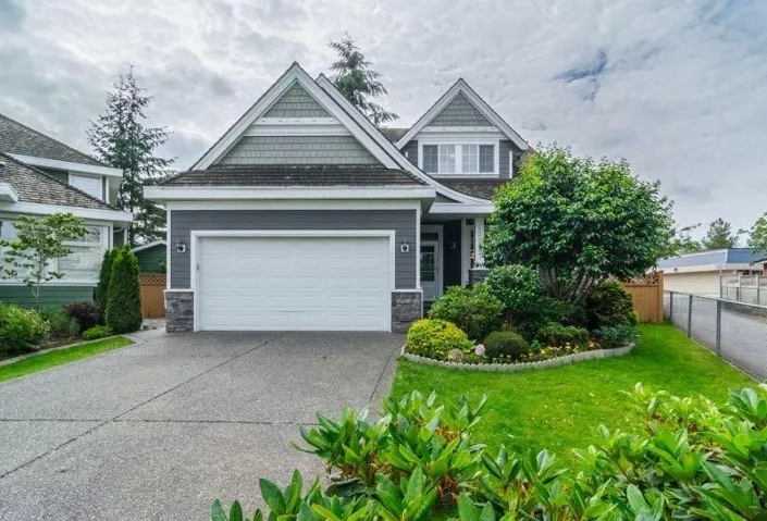 10672 164A STREET, Surrey, British Columbia V4N5J3