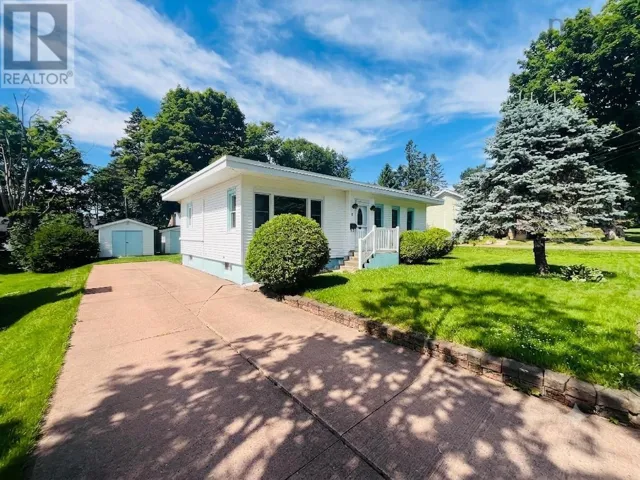 7 Franklyn Street, Amherst, Nova Scotia B4H3X3