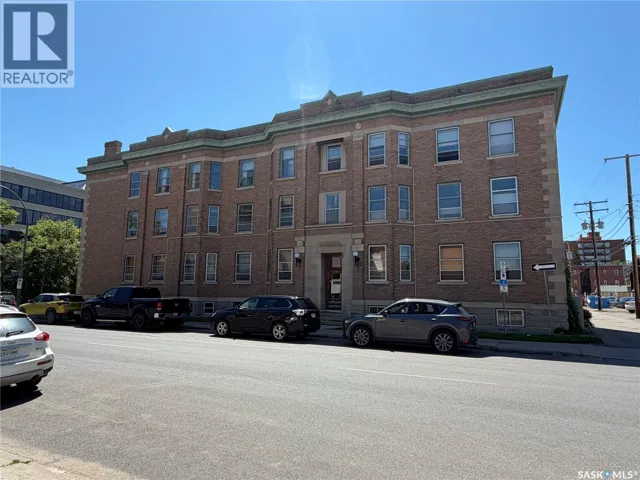 17 2201 14th AVENUE, Regina, Saskatchewan S4P0X9