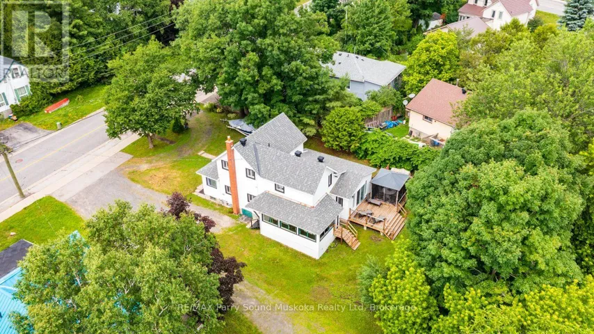 6 PROSPECT STREET, Parry Sound, Ontario P2A2B6