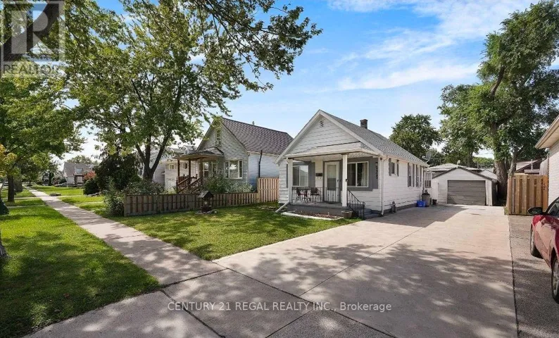 2325 CHANDLER ROAD, Windsor, Ontario N8W4A5
