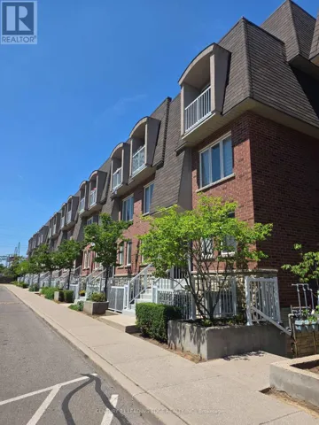 88 - 65 TURNTABLE CRESCENT, Toronto (Dovercourt-Wallace Emerson-Junction), Ontario M6H4K8