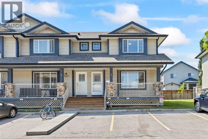 17 Citadel Point NW, Calgary, Alberta T3G5L2