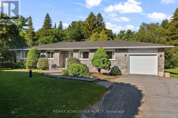 3572 WOODROFFE AVENUE, Ottawa, Ontario K2J4G7