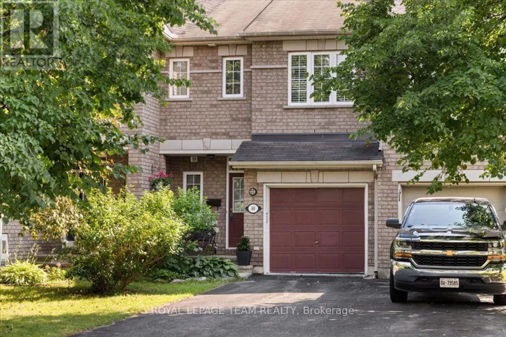 40 SADDLESMITH CIRCLE, Ottawa, Ontario K2M2Y9