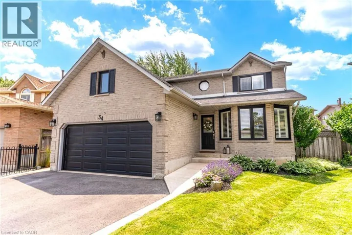 34 AMBLECOTE Place, Hamilton, Ontario L8W3E9