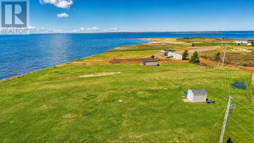 36 Osprey Lane, Malpeque Bay, Prince Edward Island C0B1M0