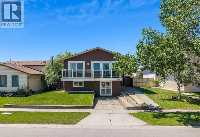 6824 Temple Drive NE, Calgary, Alberta T1Y4X8