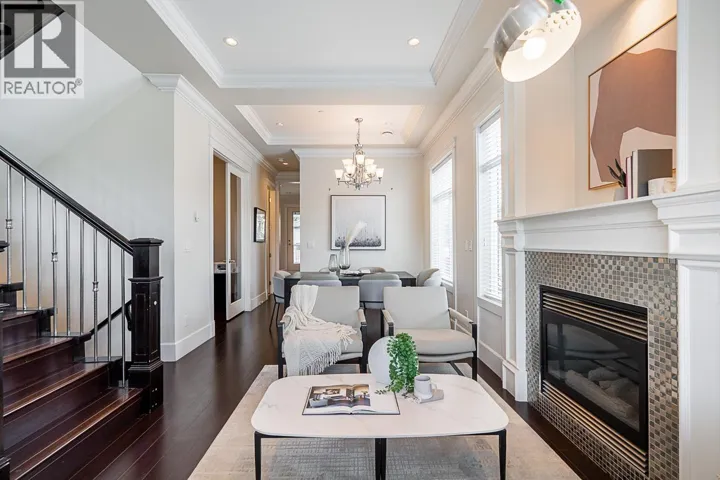 1606 E 29TH AVENUE, Vancouver, British Columbia V5N2Y6