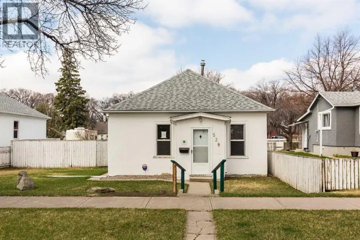 538 12C Street N, Lethbridge, Alberta T1H2N3