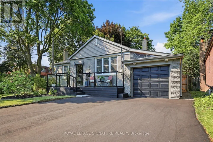 24 LATHAM AVENUE, Toronto (Birchcliffe-Cliffside), Ontario M1N1M8