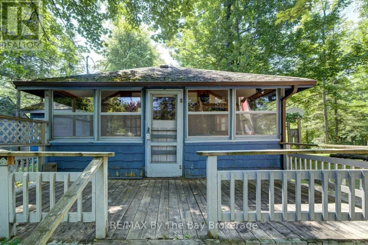 1713 SHORE LANE, Wasaga Beach, Ontario L9Z1V7