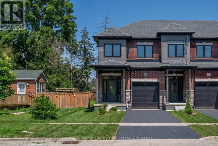 129 HICKORY STREET N, Whitby (Downtown Whitby), Ontario L1N3X6
