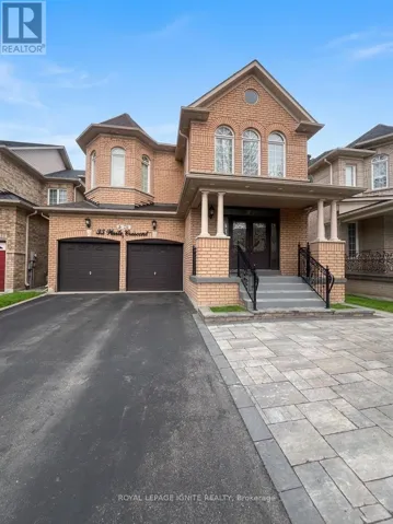 35 WAITE CRESCENT, Whitchurch-Stouffville (Stouffville), Ontario L4A0B5