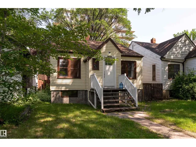 11112 81 AV NW, Edmonton, Alberta T6G0S5