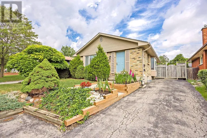 B - 81 CULVER CRESCENT, London East (East H), Ontario N5V3G3