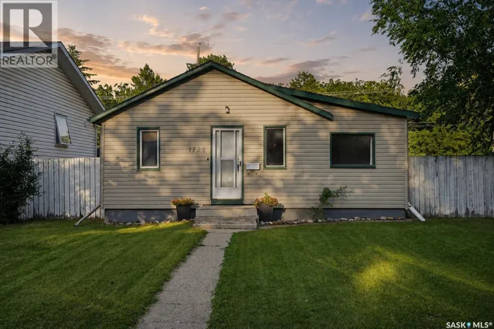 1728 2nd AVENUE N, Saskatoon, Saskatchewan S7K2G5