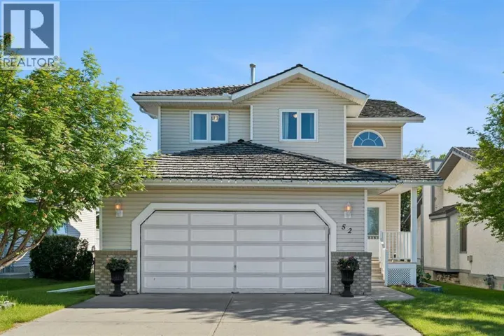 52 West Edge Road, Cochrane, Alberta T4C1L1
