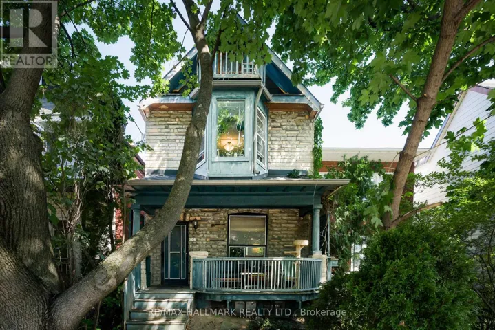 204 YARMOUTH ROAD, Toronto (Dovercourt-Wallace Emerson-Junction), Ontario M6G1X4