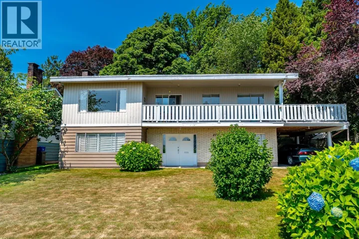 877 SHAW AVENUE, Coquitlam, British Columbia V3K2S1