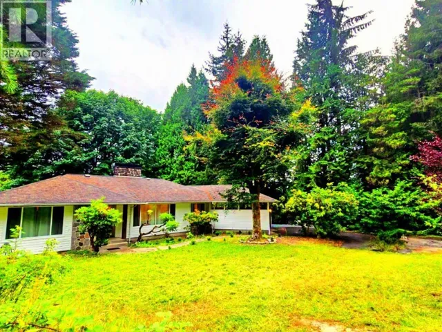 Upstairs 640 STEVENS DRIVE, West Vancouver, British Columbia V7S1C9