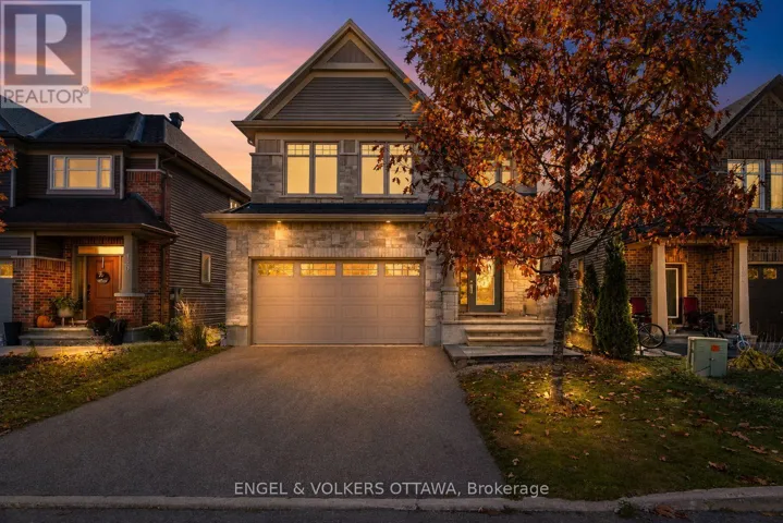122 HELEN RAPP WAY, Ottawa, Ontario K1T0N4