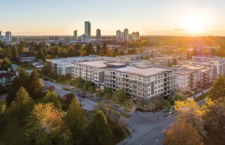525 10777 138 STREET, Surrey, British Columbia V3T0T5