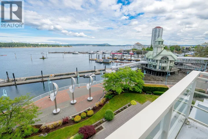 103 38 Front St, Nanaimo, British Columbia V9R0B8