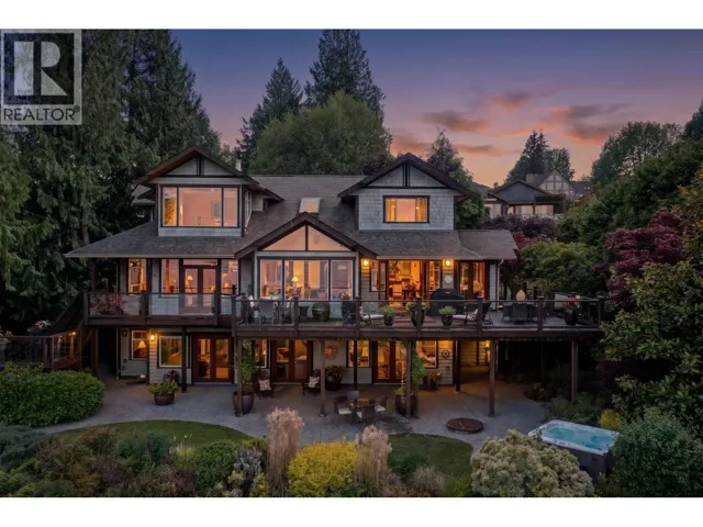 6480 SHORELINE PLACE, Sechelt, British Columbia V7Z0L1