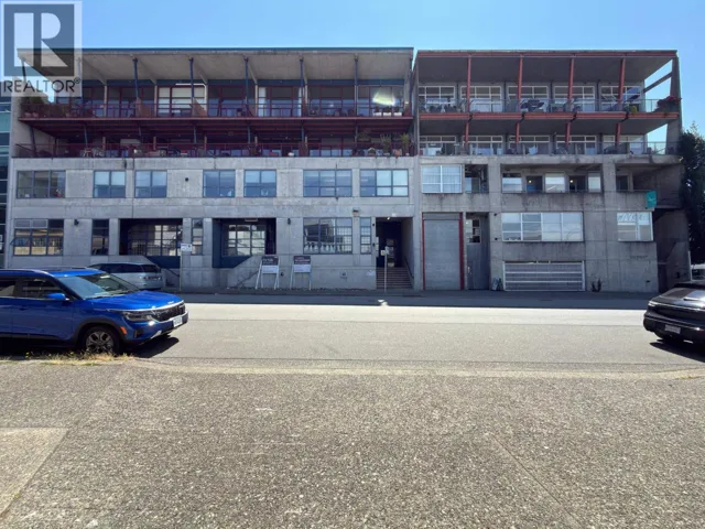 210 128 W 6TH AVENUE, Vancouver, British Columbia V5Y1K6