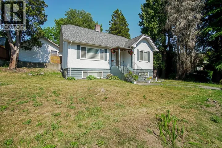 809 SANGSTER PLACE, New Westminster, British Columbia V3L4L7