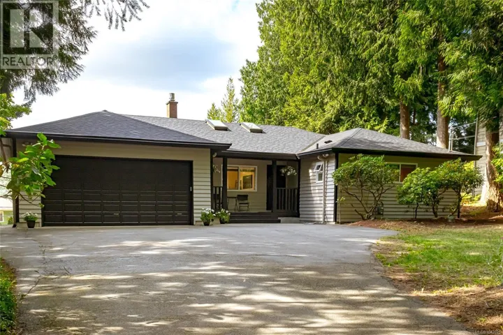 1775 Dean Park Rd, North Saanich, British Columbia V8L1B9