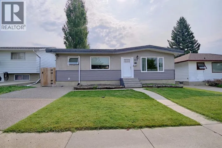 32 Lemoyne Crescent W, Lethbridge, Alberta T1K4A5