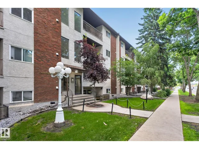 #108 10520 80 AV NW, Edmonton, Alberta T6E1V3