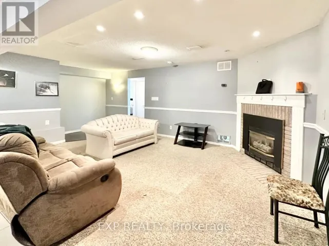 BSMT - 52 WAYWELL STREET N, Whitby (Pringle Creek), Ontario L1N8N9