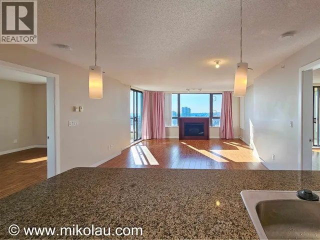 24X5 7088 SALISBURY AVE, Burnaby, British Columbia V5E0A4