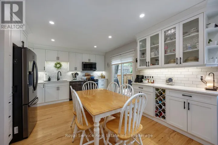 900 STEWART DRIVE, Peterborough (Ashburnham Ward 4), Ontario K9J7R4