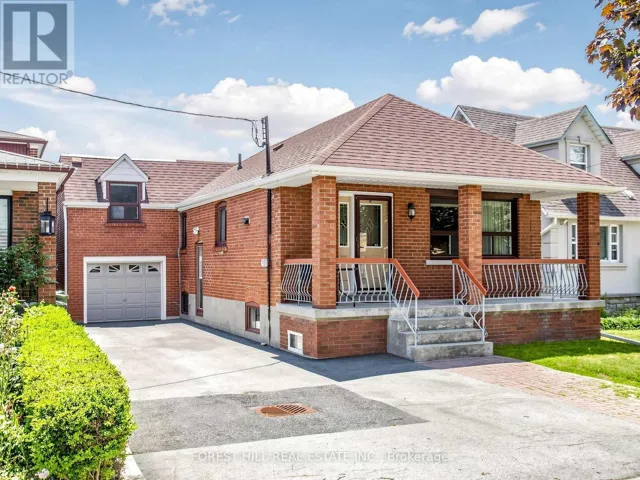 25 CARTWRIGHT AVENUE, Toronto (Yorkdale-Glen Park), Ontario M6A1T8