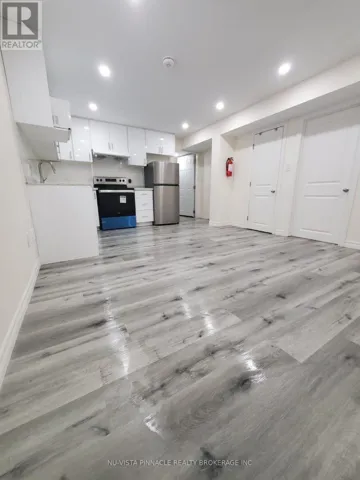 LOWER - 289 MIDDLETON AVENUE, London South (South W), Ontario N6L0E9
