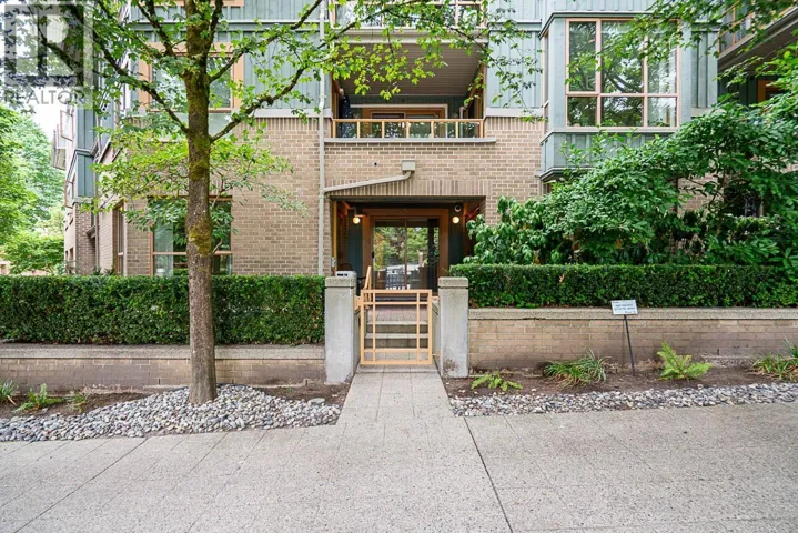 111 285 NEWPORT DRIVE, Port Moody, British Columbia V3H5J6