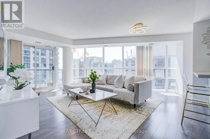 1811 - 30 GRAND TRUNK CRESCENT, Toronto (Waterfront Communities), Ontario M5J3A4