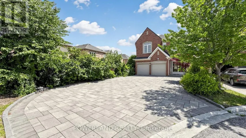 109 HERITAGE HOLLOW ESTA STREET, Richmond Hill (Rouge Woods), Ontario L4S2X2