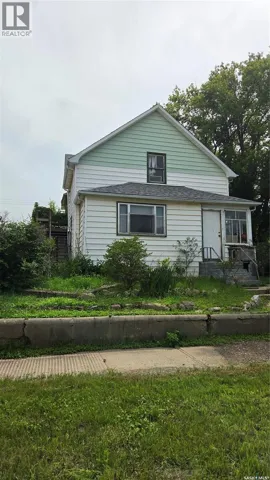 419 Home STREET W, Moose Jaw, Saskatchewan S6H4X4