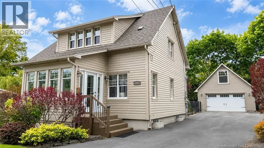 782 York Street, Fredericton, New Brunswick E3B3R8