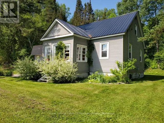 319 ONTARIO STREET, Burk’s Falls, Ontario P0A1C0