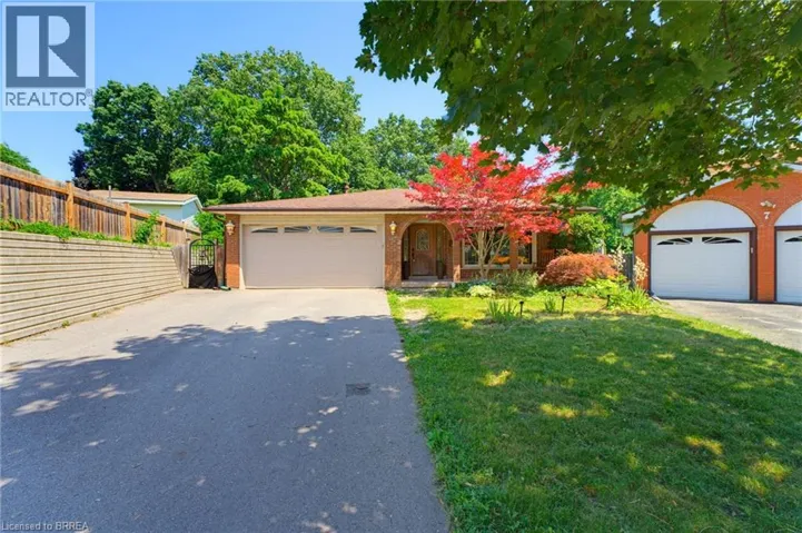 5 KEELER Place, Brantford, Ontario N3S7K6