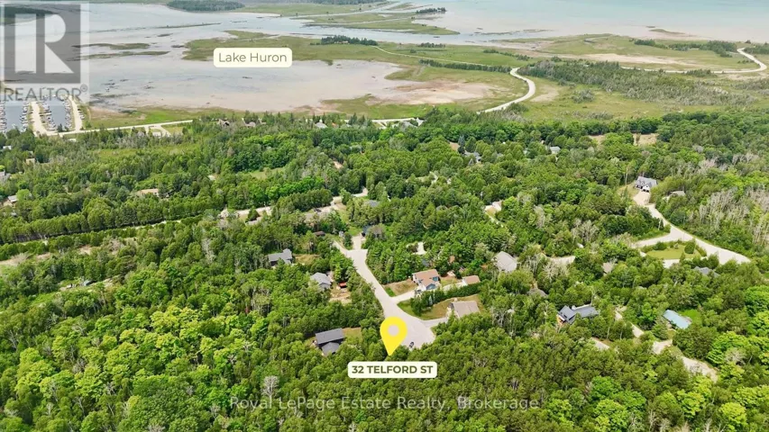 32 TELFORD STREET, South Bruce Peninsula, Ontario N0H2T0